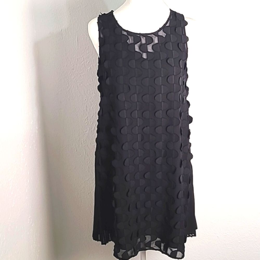 Nic + Zoe Sleeveless Black Dress with Scalloped Overlay, Size PP, NWOT